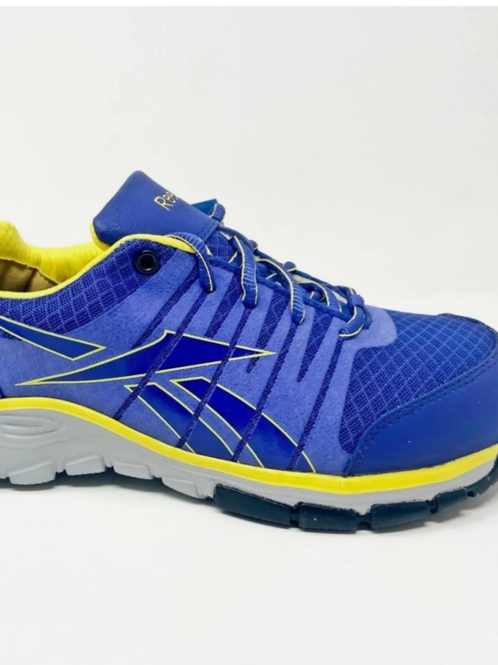 Reebok Work  shoes NWT 5